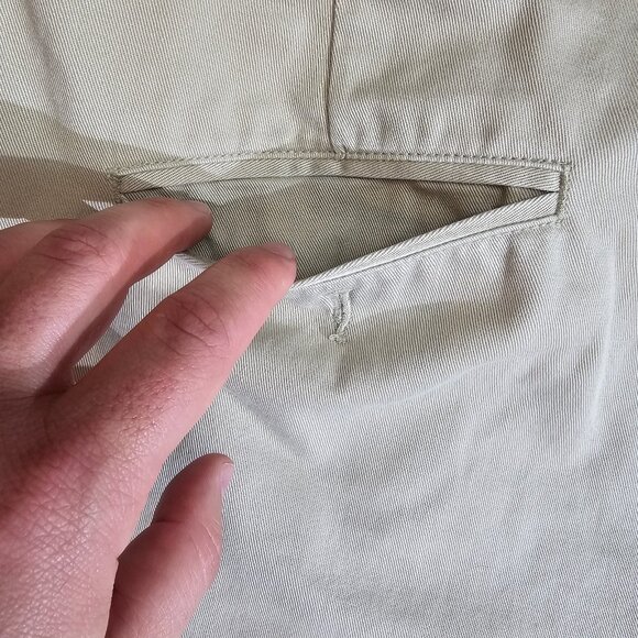 Vintage LL Bean Pleated Chino Pants Mens Tag 38x32 Act 36x31 Beige Read - Picture 13 of 13
